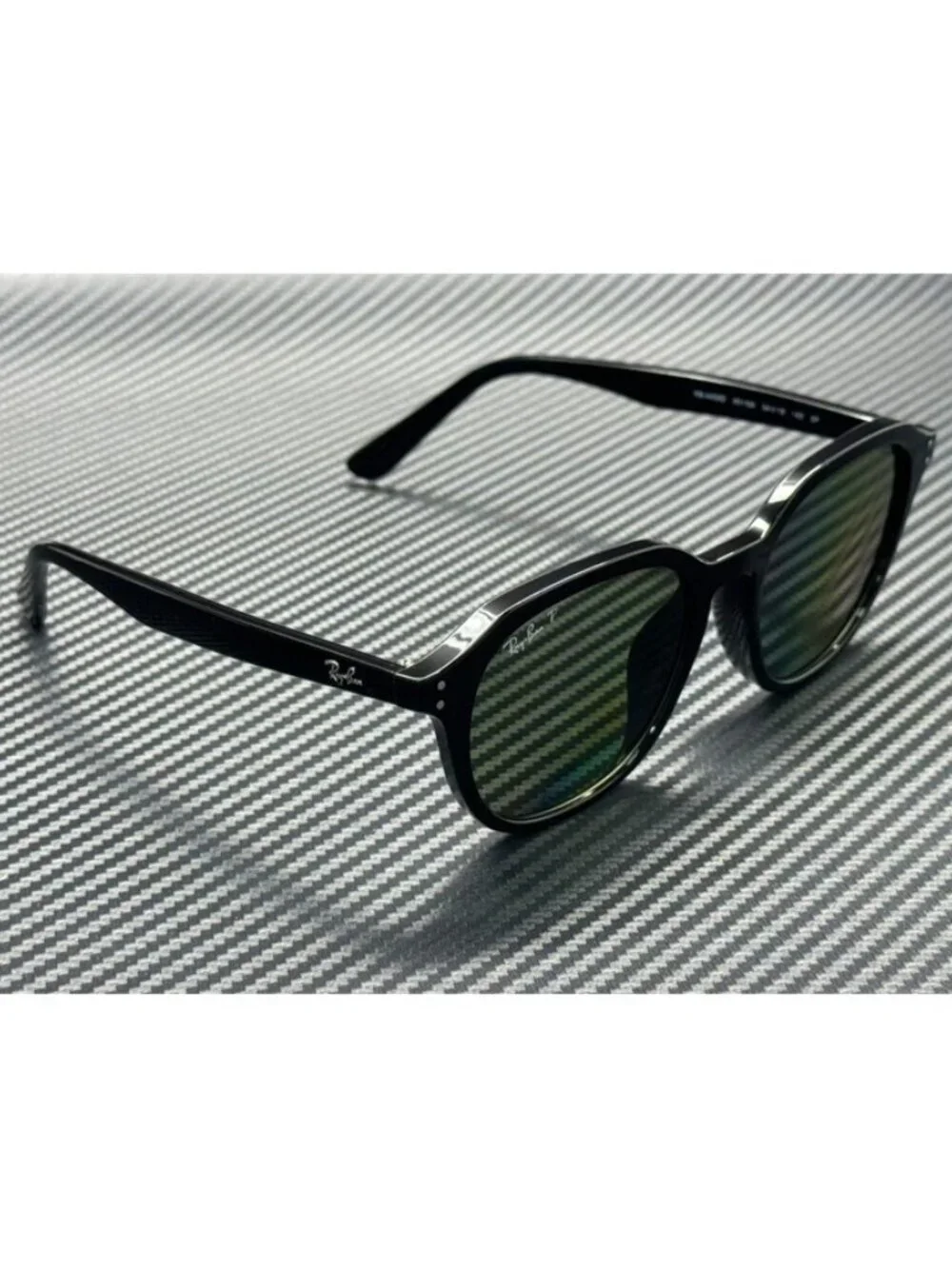 Ray-Ban new tags